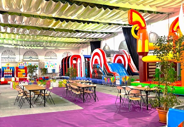 parc-fiesta-grasse-vacances-mascottes-jeux-enfants-structure-gonflable-animations-vacances