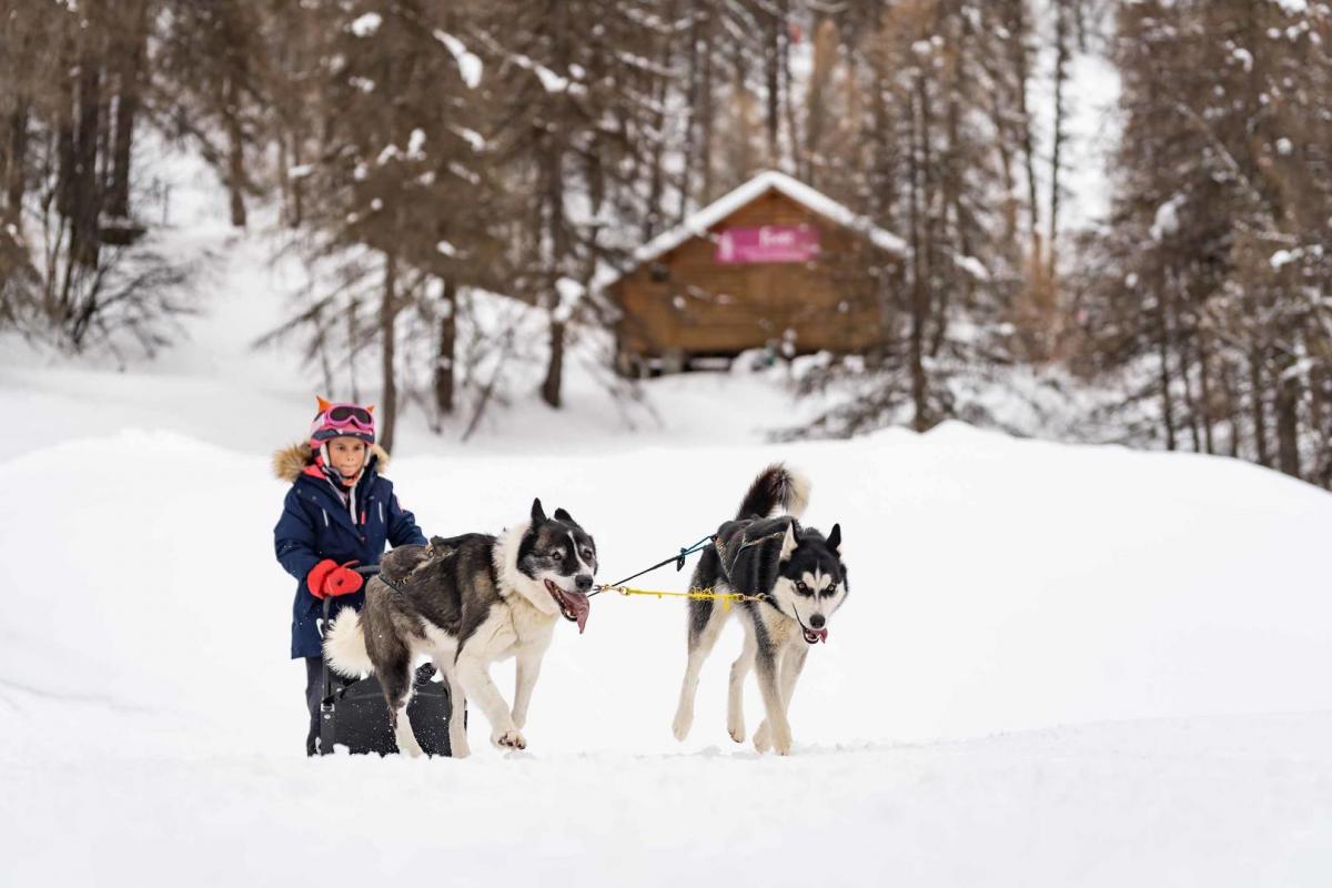 sejour-ado-montagne-ski-raquettes-alpinisme-azur-mercantour-camp-neige-hiver