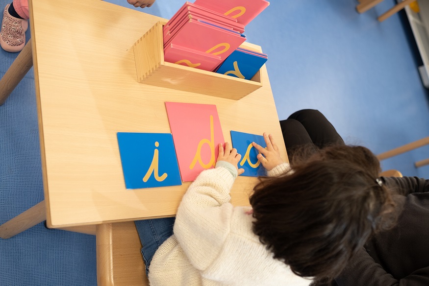 ecole-montessori-primaire-maternelle-sophia-antipolis-alpes-maritimes