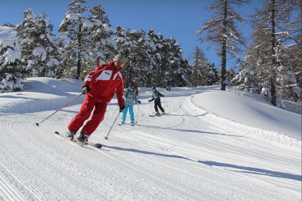 cours-ski-enfant-adolescent-colmiane-vacances-scolaires-hiver-horaires-tarifs