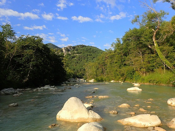 balade-randonnee-esteron-riviere-baignade-clues-alpes-maritimes