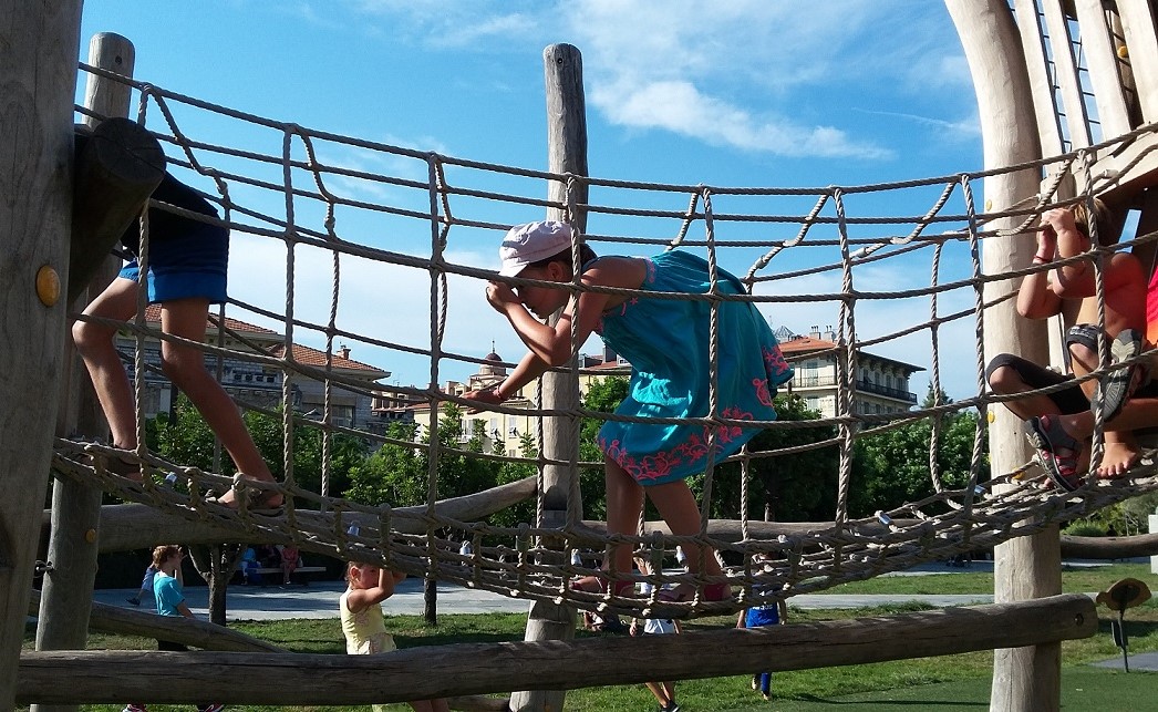 aires-de-jeux-enfants-parc-centre-ville-nice-06