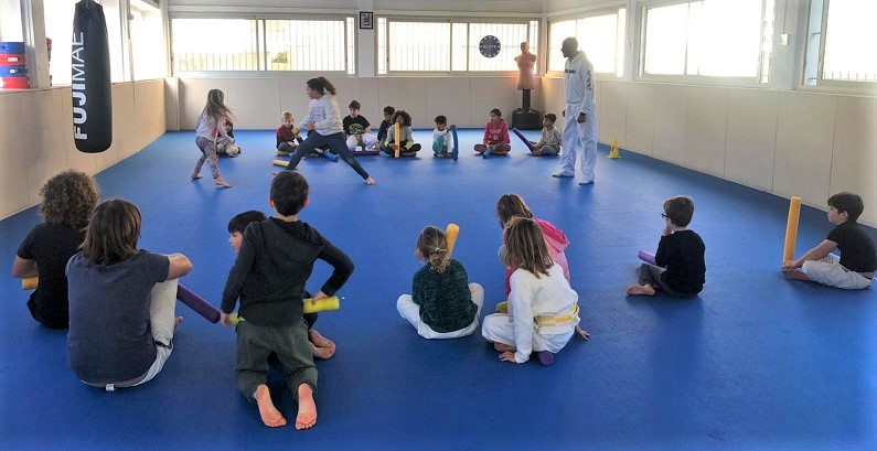 stage-vacances-sport-activites-loisirs-enfant-nice-elite-karate