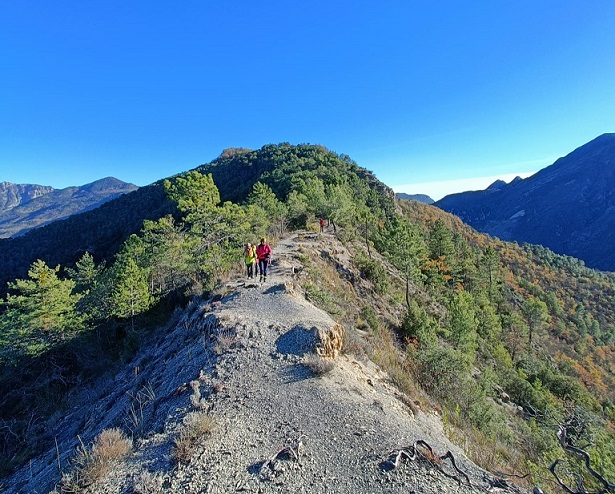 circuit-rando-raquettes-facile-avec-enfants-niveau-debutant-famille-guide-alpes-maritimes-06