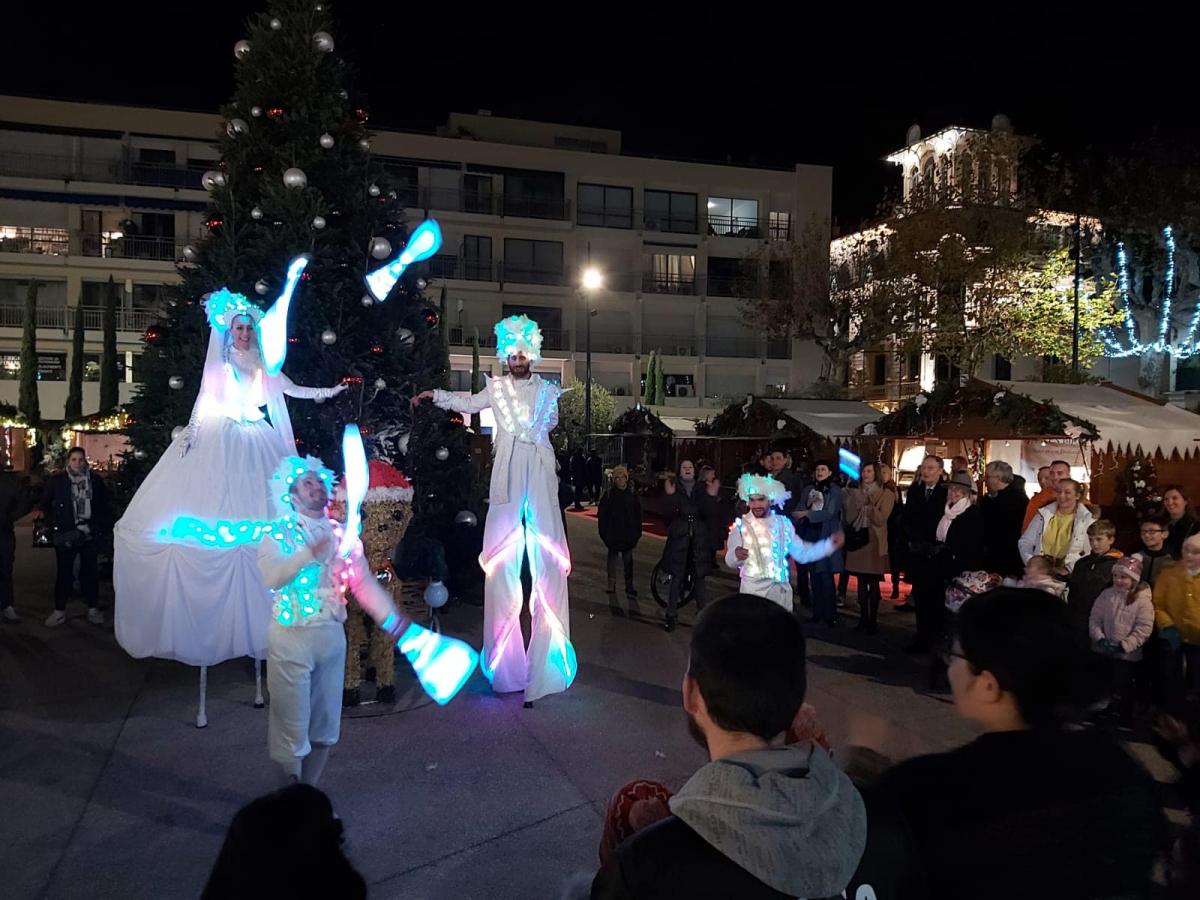 spectacle-parade-noel-animations-enfants-famille-alpes-maritimes-06