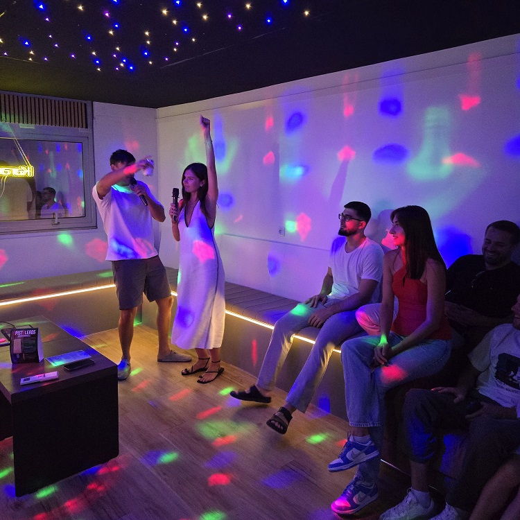 reserver-salle-karaoke-anniversaire-sortie-nice-centre-horaires-tarifs