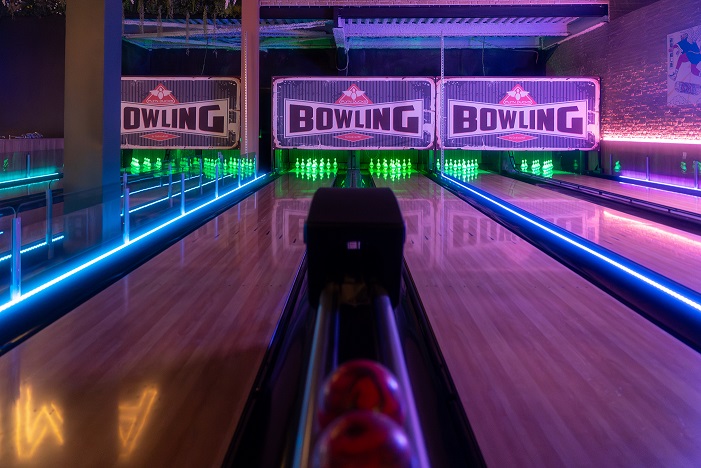 bowling-salle-jeux-pistes-duckpin-nice-cannes-alpes-maritimes-cote-azur-06