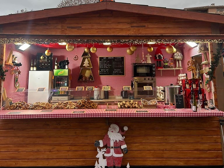 village-noel-chalets-saint-laurent-du-var-alpes-maritimes-crepes-churros