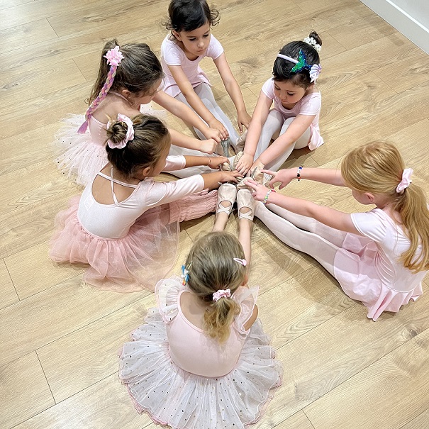 cours-danse-classique-eveil-enfant-ecole-nice-mercredi-cote-azur