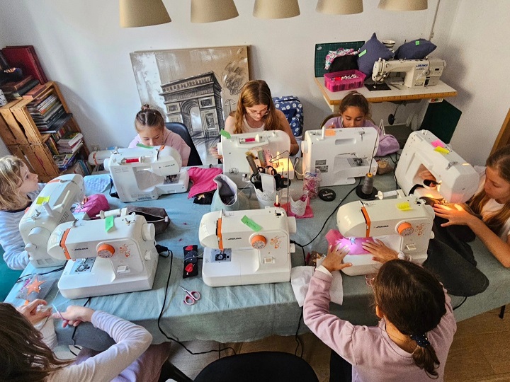 stage-activites-creation-mode-enfant-adolescente-vacances-scolaires-nice-06