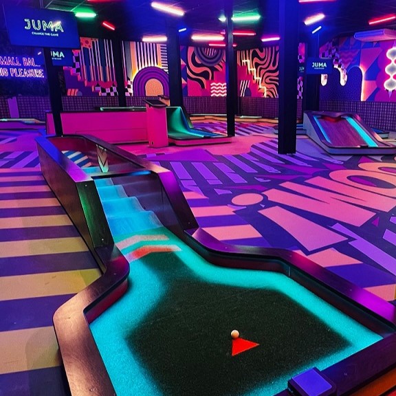 salle-jeux-bowling-activites-famille-enfants-adolescents-juma-cannes-mougins-cote-azur