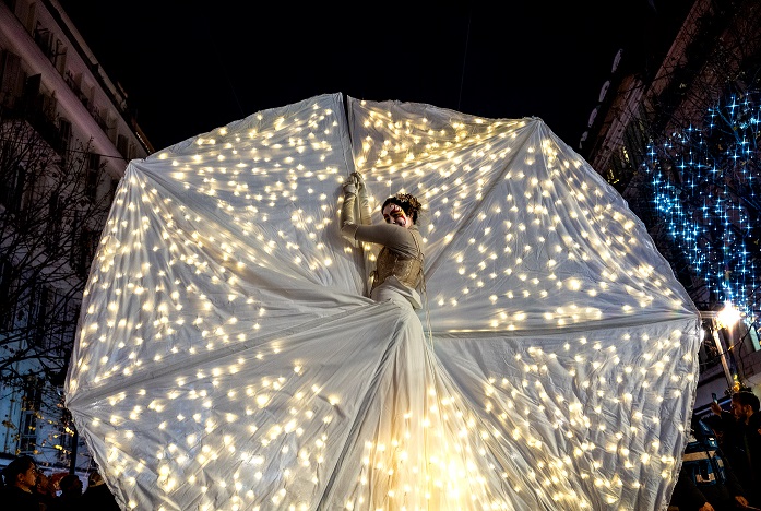 parade-noel-illuminations-centre-ville-nice-avenue-jean-medecin-place-massena-cote-azur