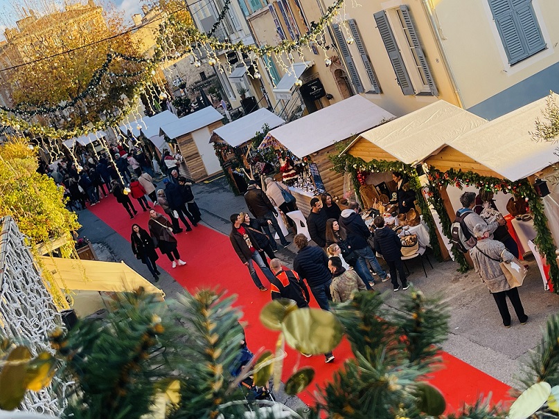 marche-noel-biot-animations-gratuit-programme-activites-enfants-famille-spectacles