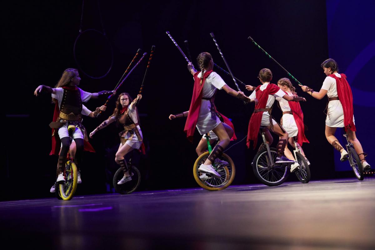 ecole-cirque-sport-villeneuve-loubet-nice-cours-enfant-adolescent-mercredi-semaine