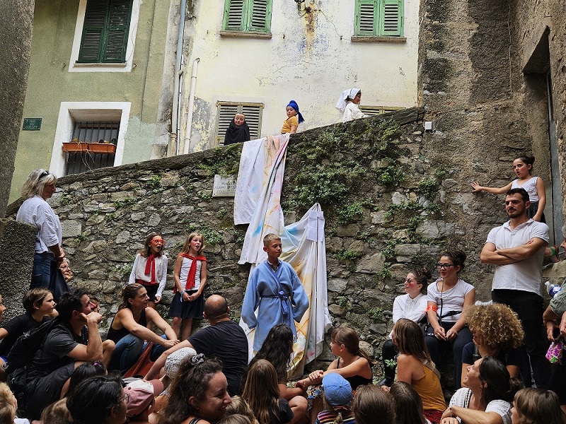festival-artistes-spectacles-ateliers-cote-azur-plein-air-guillaumes-2025