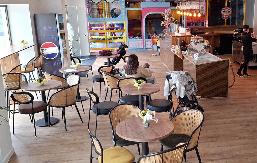cafe-salon-the-gouter-enfants-restaurant-family-friendly-nice-cote-azur