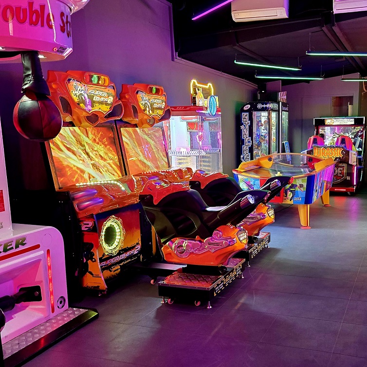 activite-jeux-anniversaire-enfant-adolescent-salle-arcade-nice-cote-azur