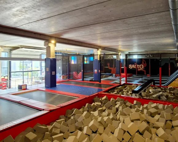 activite-anniversaire-parc-interieur-jeux-loisirs-trampolines-alpes-maritimes-06