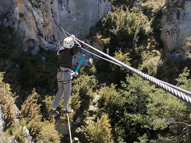 site-via-ferrata-alpes-maritimes-montagne-sud-roubion-cote-azur