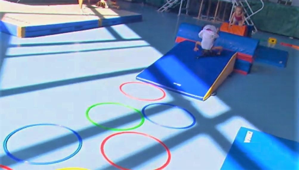 gym-trampoline-enfants-motricite-eveil-06