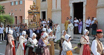 fete-sainte-rosalie-tourrette-levens-procession