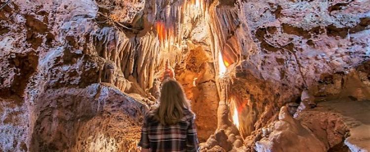 grotte-saint-cezaire-visite-famille-sortie