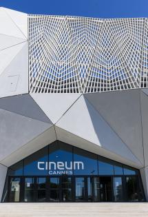 cineum-cannes-salles-cinema-realite-virtuelle-anniversaire-enfants